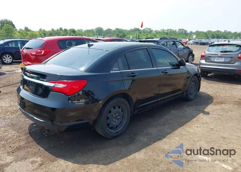 2013 Chrysler 200 Lx z USA, uszkodzony, nr VIN 1C3CCBAB2DN735284